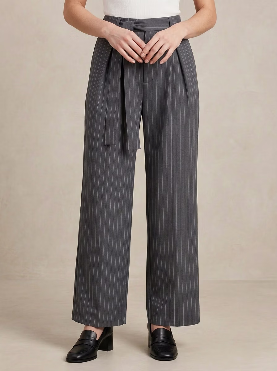Women's Pants AI virtual try-on — Women's Office Trauser fashion model photoshoot by VERA Fashion AI